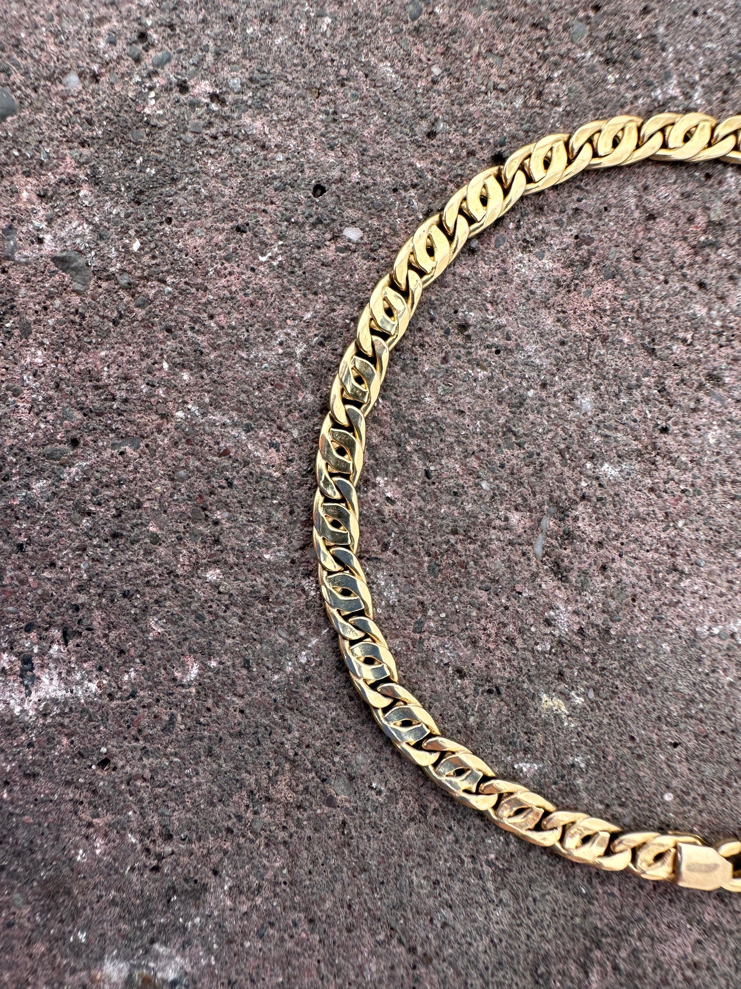 ESTATE 14CT INFINITY BRACELET