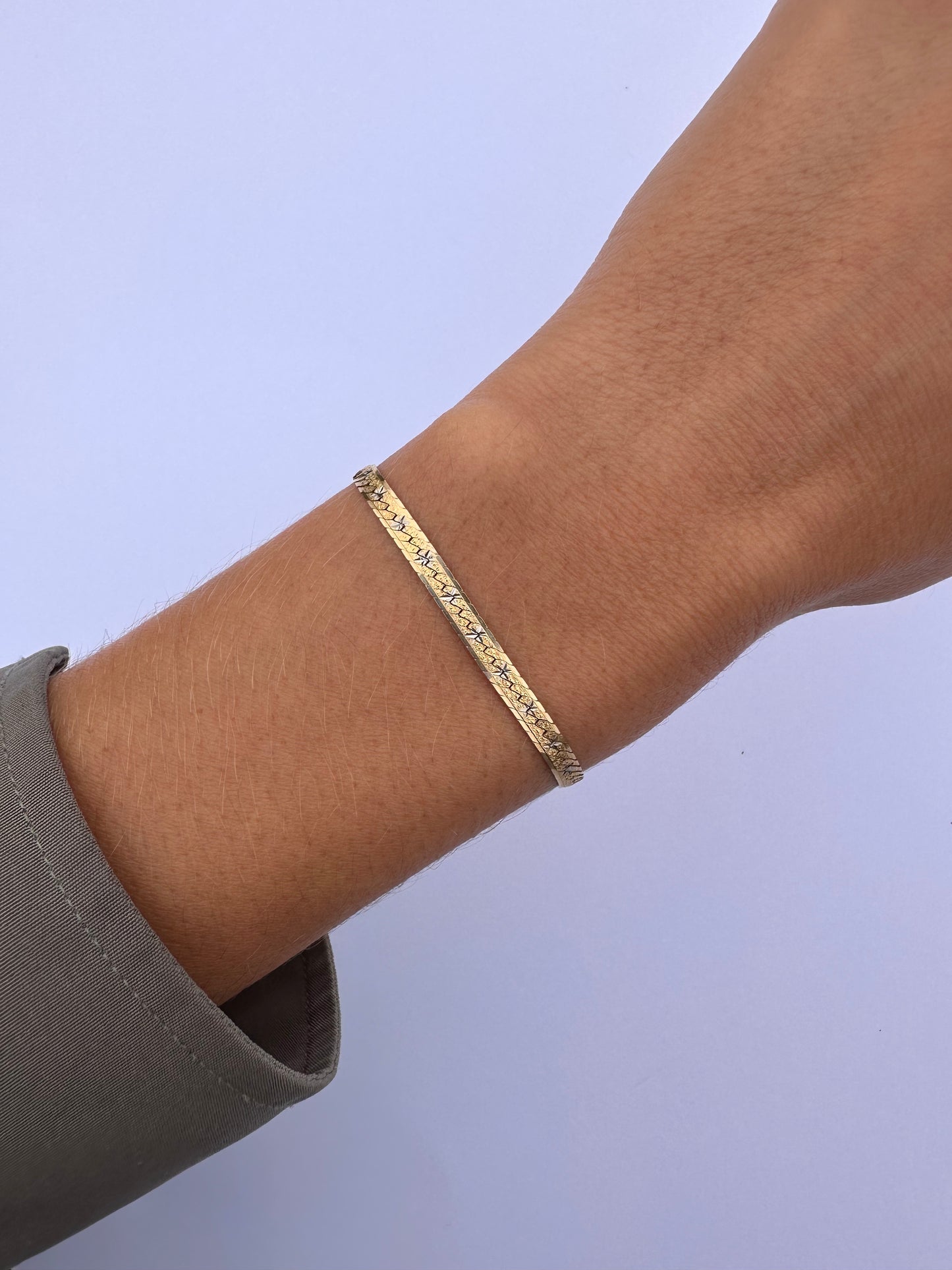 VINTAGE 14CT HERRINGBONE STAR BRACELET