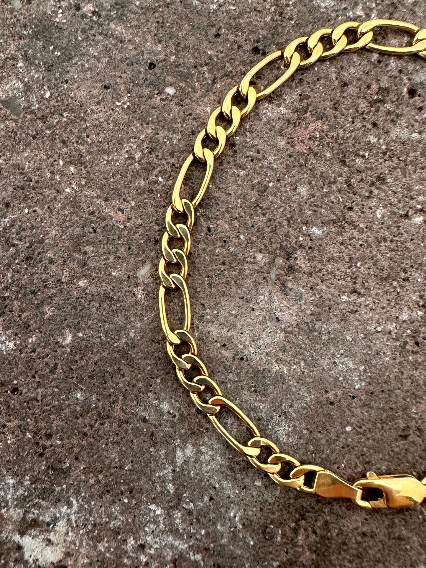 VINTAGE 14CT CLASSIC FIGARO LINK BRACELET