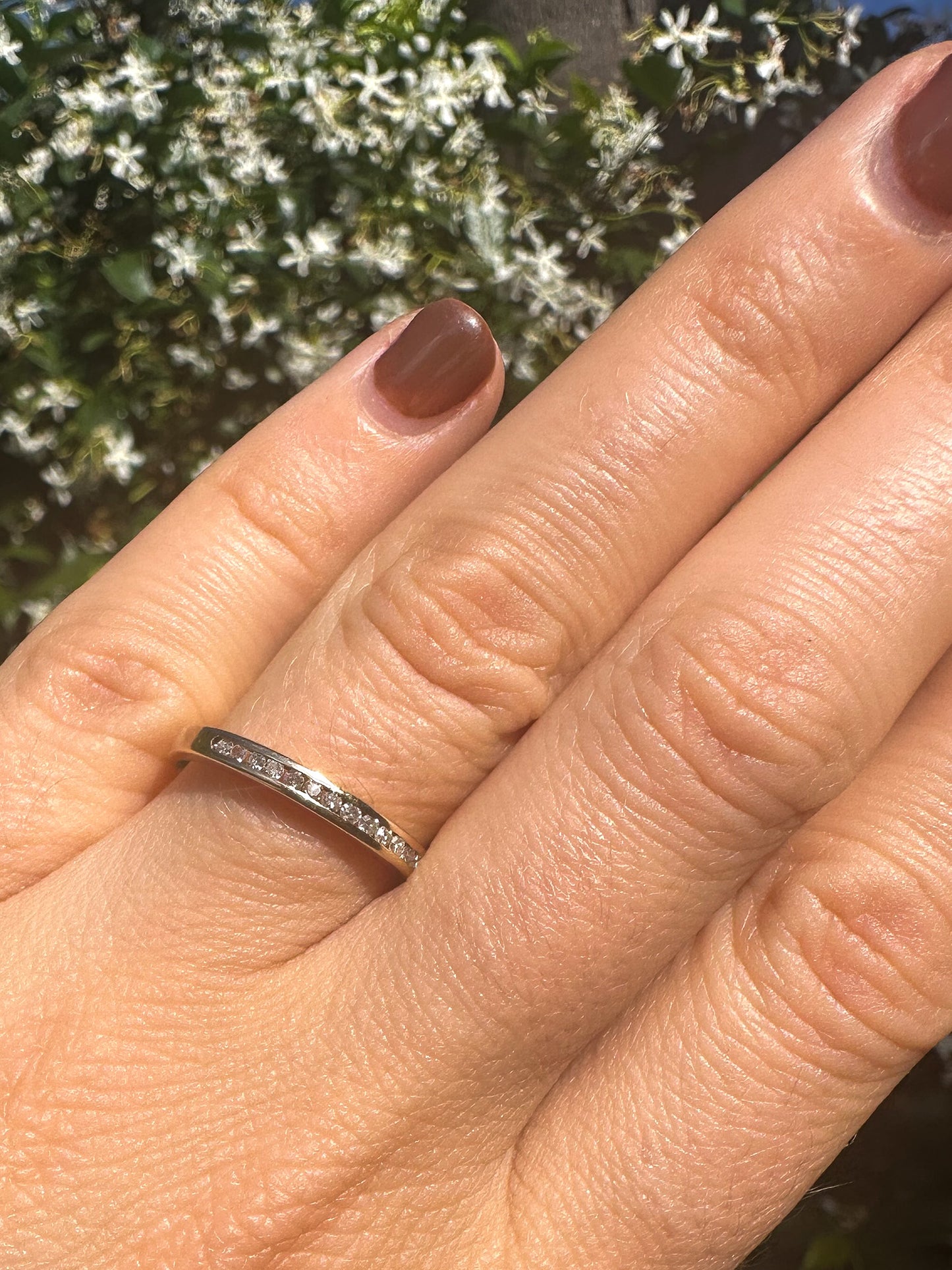 ESTATE 9CT DIAMOND HALF ETERNITY BAND