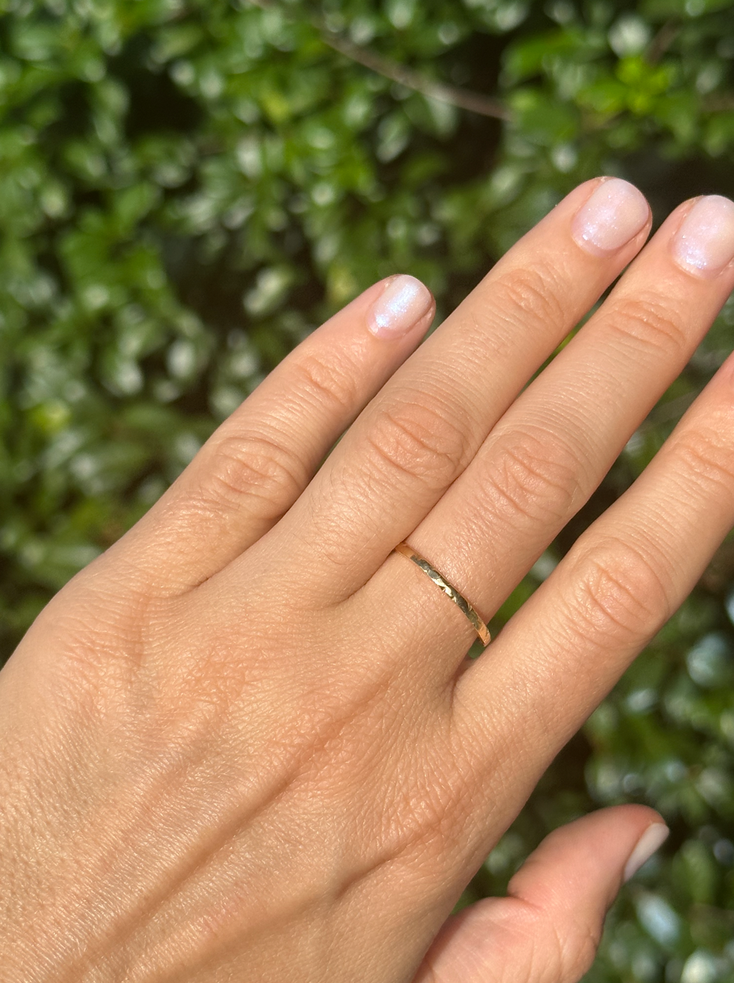 ESTATE 18CT TEXTURED STACKING BAND