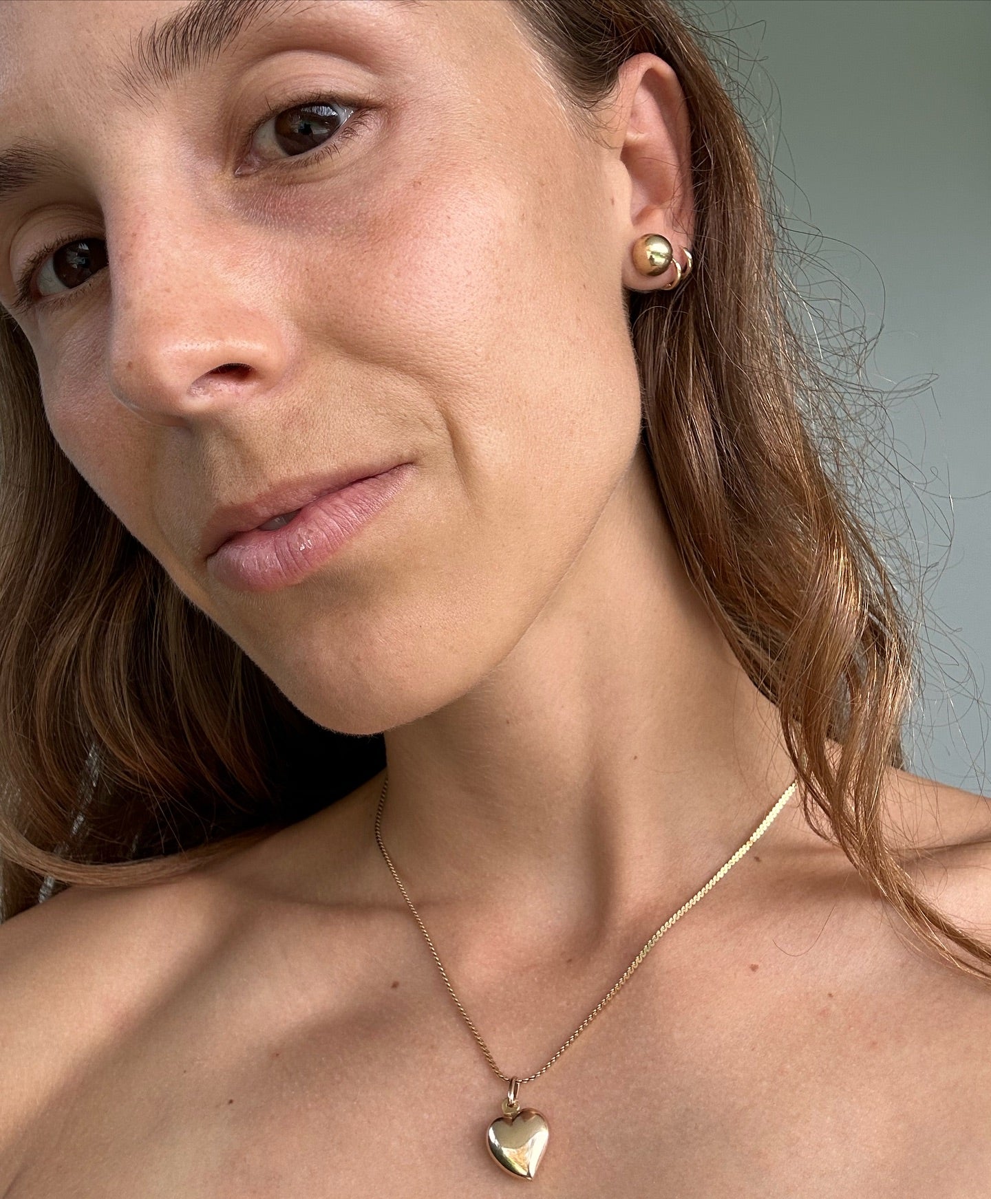 ESTATE 9CT GOLD PUFF EARRINGS
