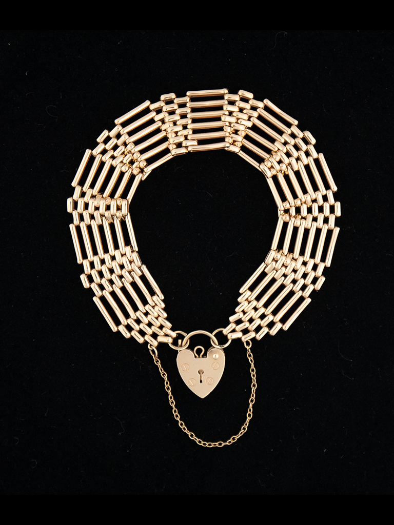 VINTAGE 9CT GATE BRACELET WITH HEART PADLOCK