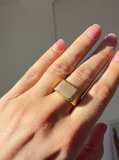 VINTAGE 18CT SIGNET - RECTANGLE c.1981