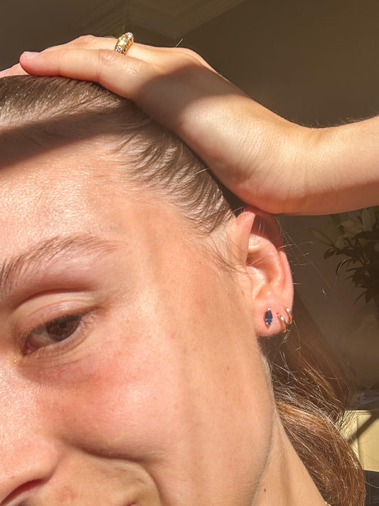 ESTATE 9CT GOLD AUSTRALIAN SAPPHIRE EARRINGS