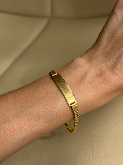 ESTATE ITALIAN 18CT GOLD ID BRACELET