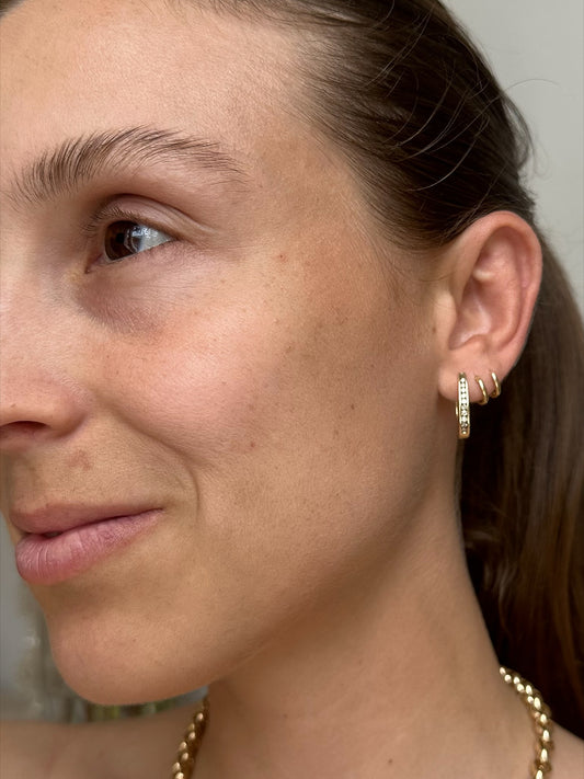 ESTATE 9CT GOLD AND DIAMOND DROP EARRINGS