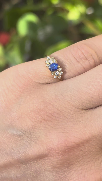 VINTAGE 18CT GOLD SAPPHIRE & DIAMOND RING