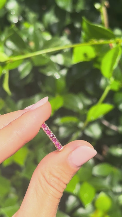 VINTAGE 14CT GOLD RUBY HALF ETERNITY BAND